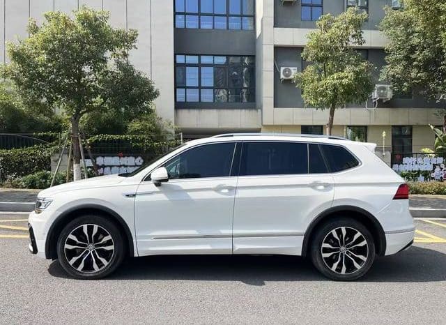 
								Volkswagen Tiguan L, 2020 full									