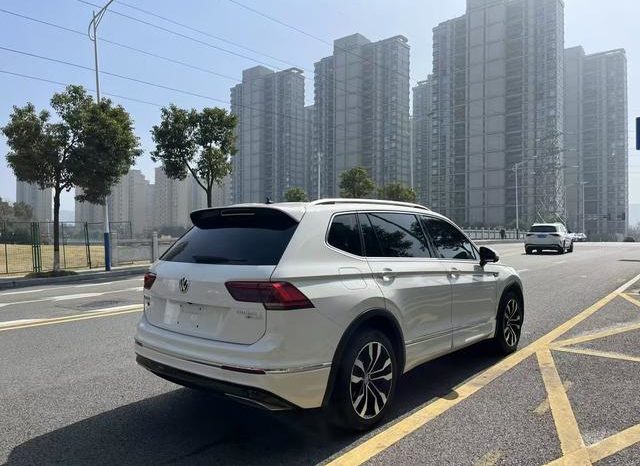 
								Volkswagen Tiguan L, 2020 full									