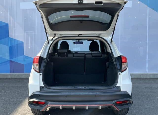 
								Honda Vezel, 2020 full									