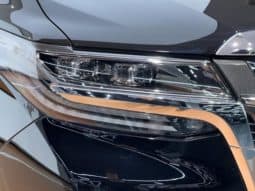 
										Toyota Vellfire (II), 2022 full									