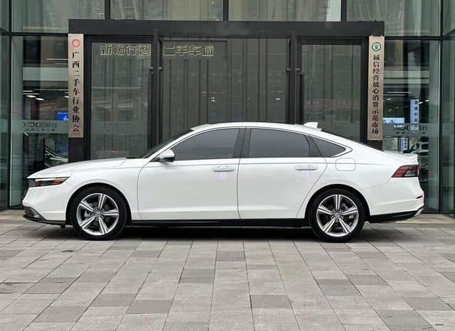 
								Honda Accord, 2023 full									