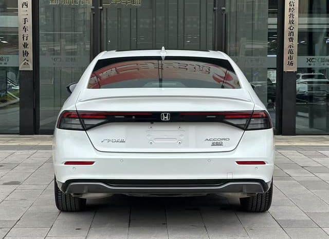 
								Honda Accord, 2023 full									
