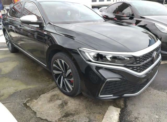 
								Volkswagen Passat, 2024 full									
