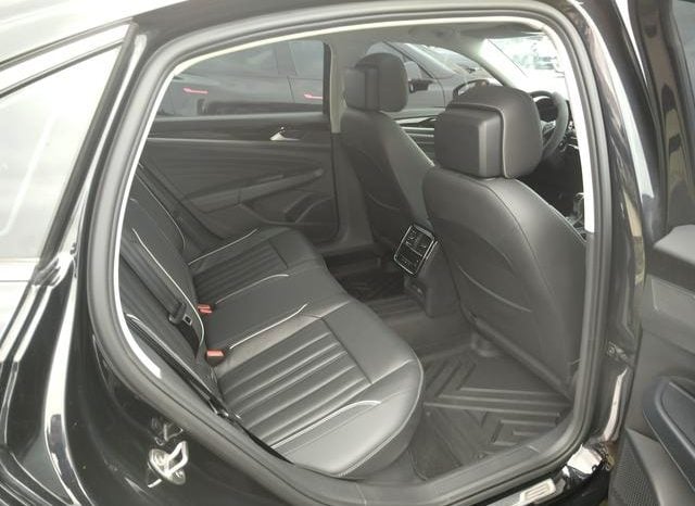 
								Volkswagen Passat, 2024 full									