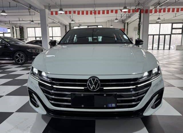 
								Volkswagen Passat CC, 2023 full									