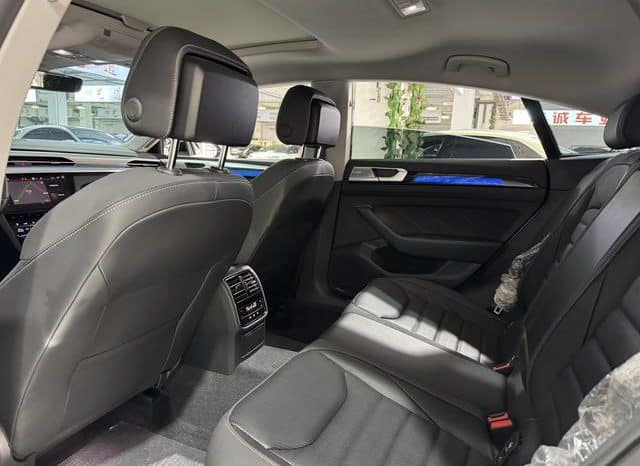
								Volkswagen Passat CC, 2023 full									