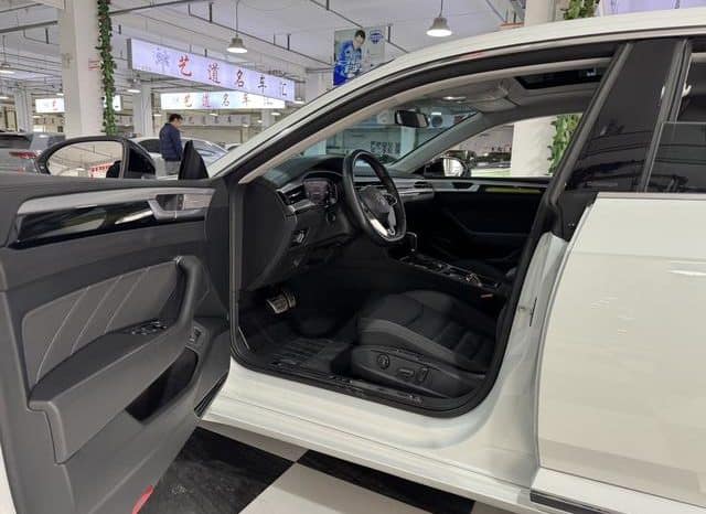 
								Volkswagen Passat CC, 2023 full									