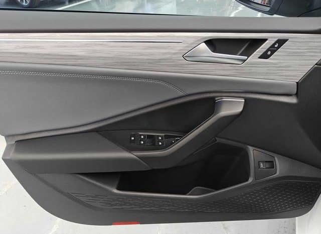 
								Volkswagen Jetta, 2024 full									