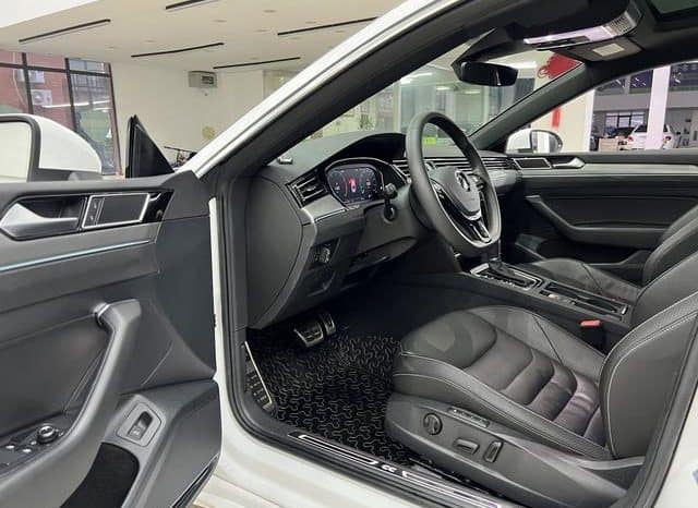 
								Volkswagen Passat CC, 2020 full									