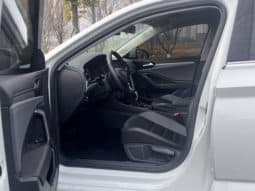 
										Volkswagen Jetta, 2020 full									