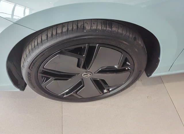 
								Volkswagen Passat, 2024 full									