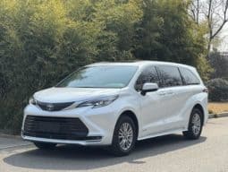 67d3824910d43 Toyota Sienna, 2023
