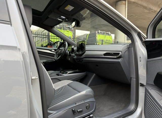
								Volkswagen ID.4 CROZZ, 2023 full									