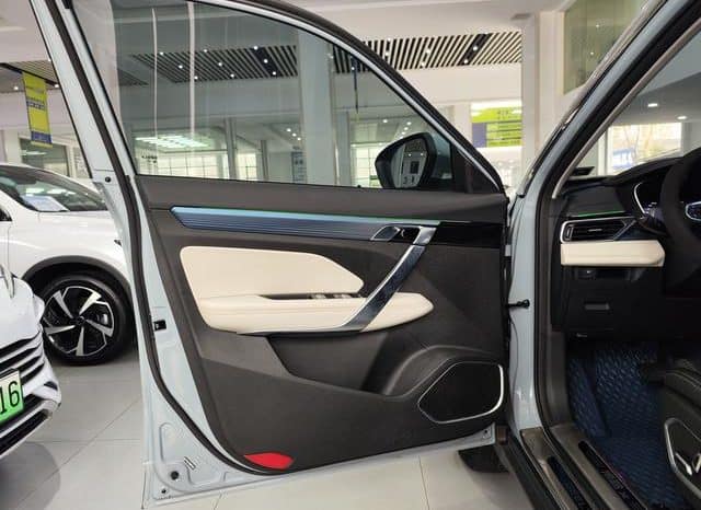 
								Geely Atlas, 2022 full									