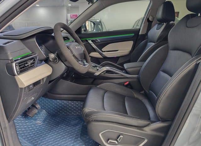 
								Geely Atlas, 2022 full									