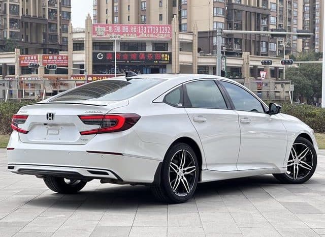 
								Honda Accord, 2022 full									