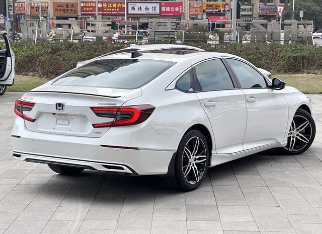 
								Honda Accord, 2022 full									