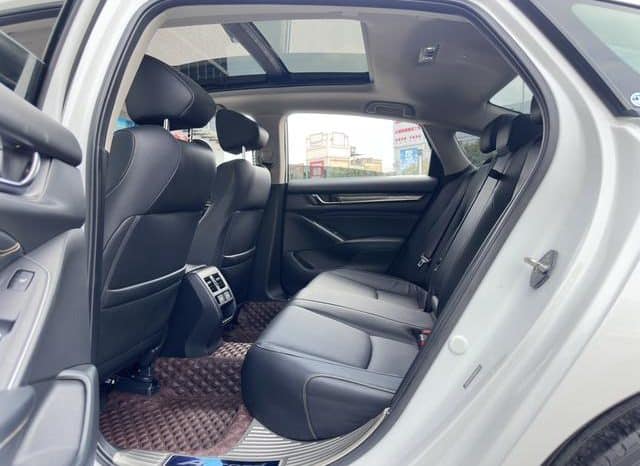 
								Honda Accord, 2022 full									