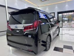 
										Toyota Vellfire (II), 2020 full									