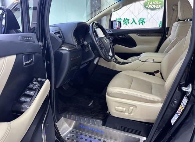 
								Toyota Vellfire (II), 2020 full									