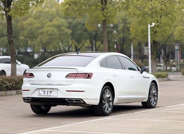 
								Volkswagen Passat CC, 2024 full									