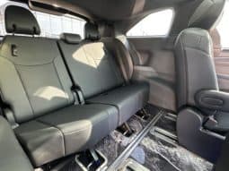 
										Toyota Sienna, 2022 full									