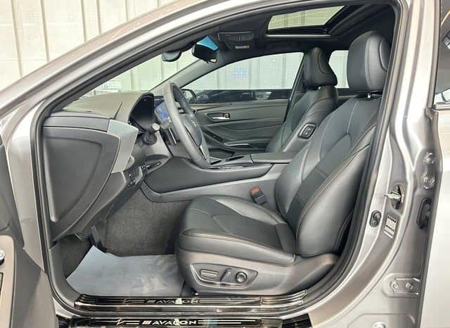 
								Toyota Avalon, 2022 full									