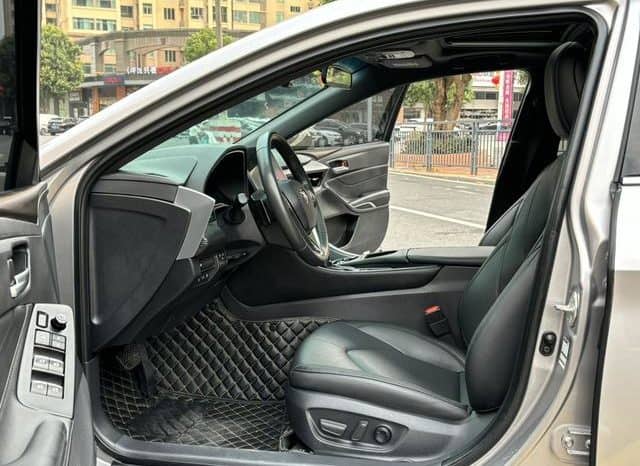 
								Toyota Avalon, 2022 full									
