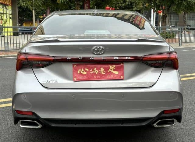 
								Toyota Avalon, 2022 full									