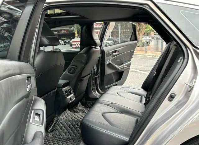 
								Toyota Avalon, 2022 full									