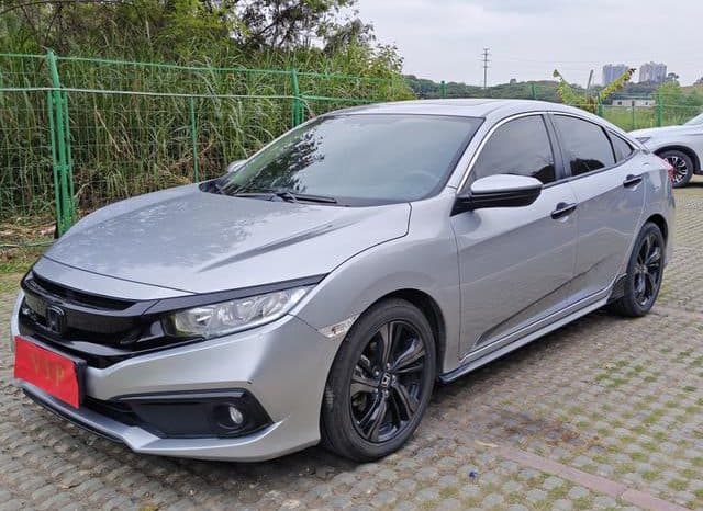 67d3a696b91e0 Honda Civic, 2020