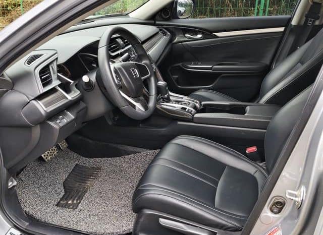 
								Honda Civic, 2020 full									