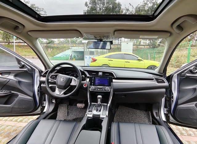 
								Honda Civic, 2020 full									