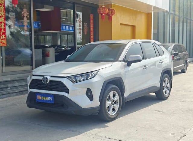 67d3a8c480195 Toyota RAV4 (IV), 2023