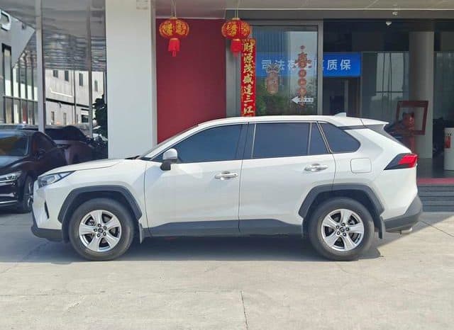 
								Toyota RAV4 (IV), 2023 full									