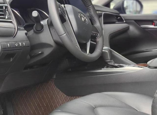 
								Toyota Camry, 2023 full									