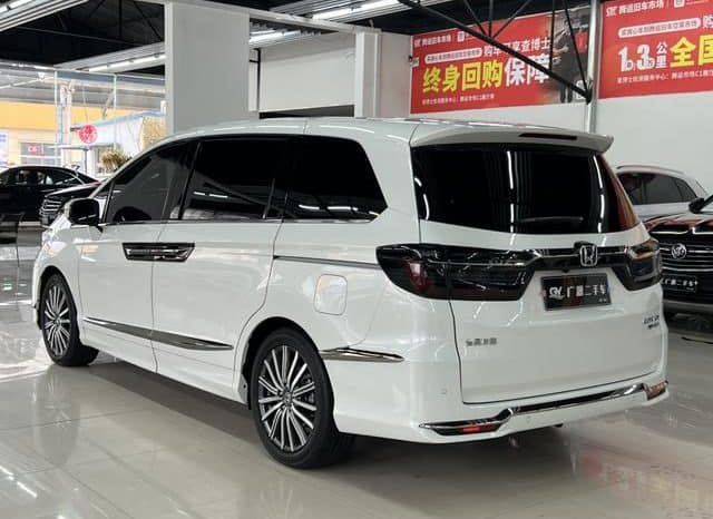 
								Honda Elysion, 2023 full									