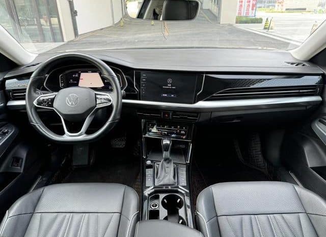 
								Volkswagen Passat, 2023 full									