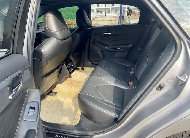 
								Toyota Avalon, 2022 full									