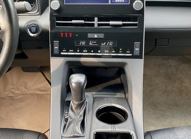 
								Toyota Avalon, 2022 full									