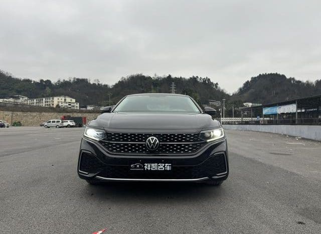 
								Volkswagen Passat, 2023 full									