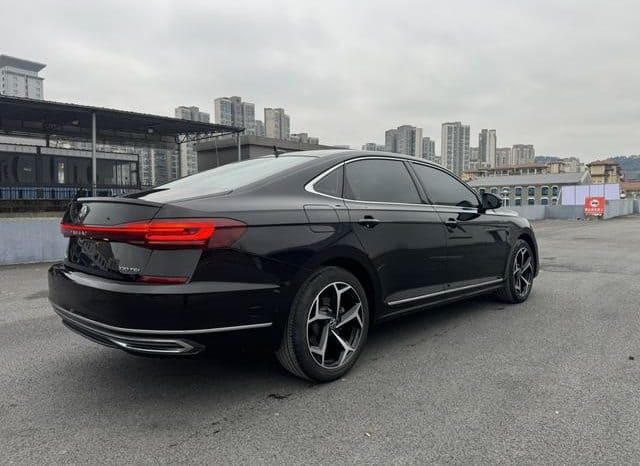 
								Volkswagen Passat, 2023 full									