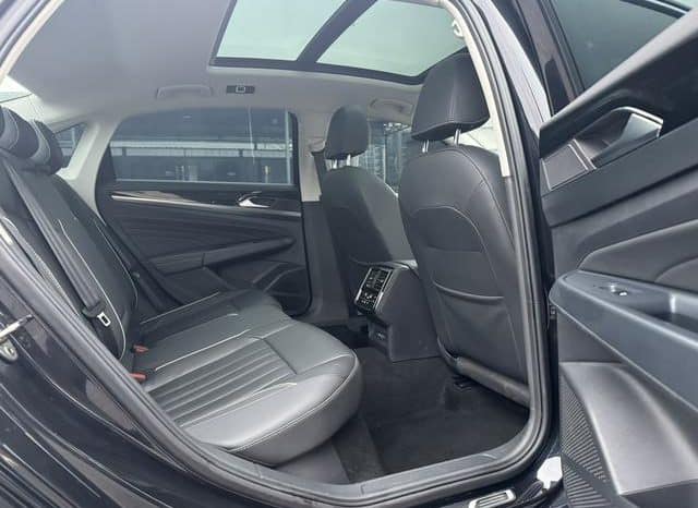 
								Volkswagen Passat, 2023 full									