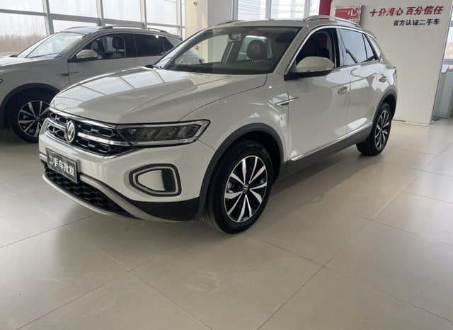 67d3e27e0e563 Volkswagen T-Roc, 2024