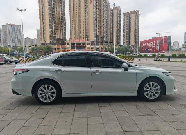 
								Toyota Camry, 2020 full									