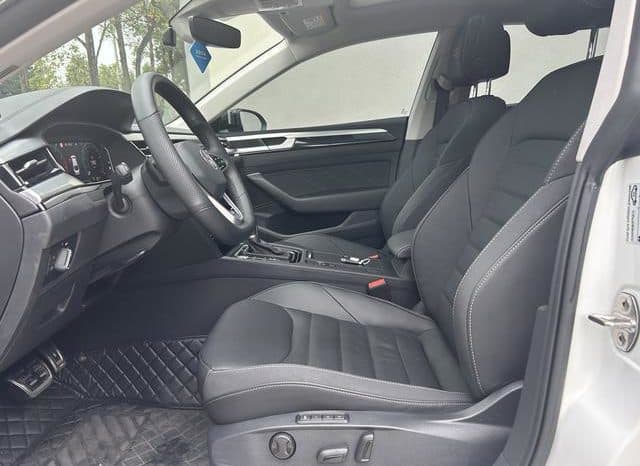 
								Volkswagen Passat CC, 2024 full									