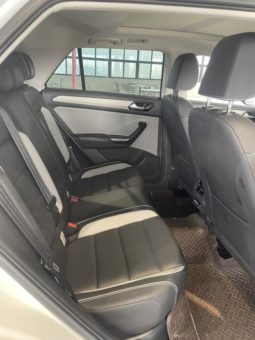 
										Volkswagen T-Roc, 2023 full									