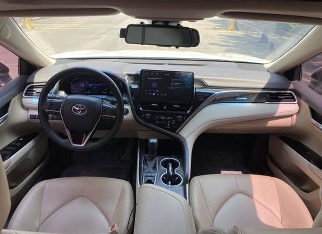 
								Toyota Camry, 2022 full									
