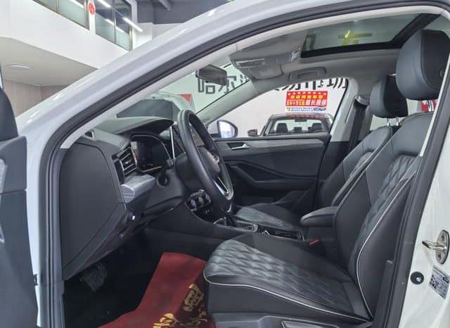 
								Volkswagen Jetta, 2023 full									