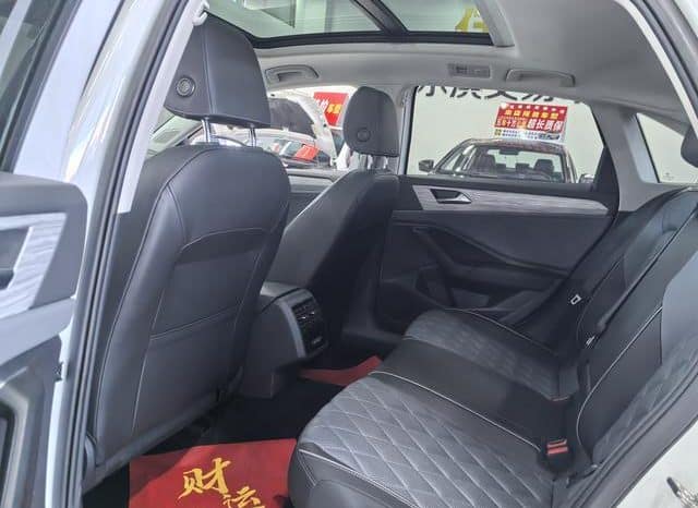 
								Volkswagen Jetta, 2023 full									